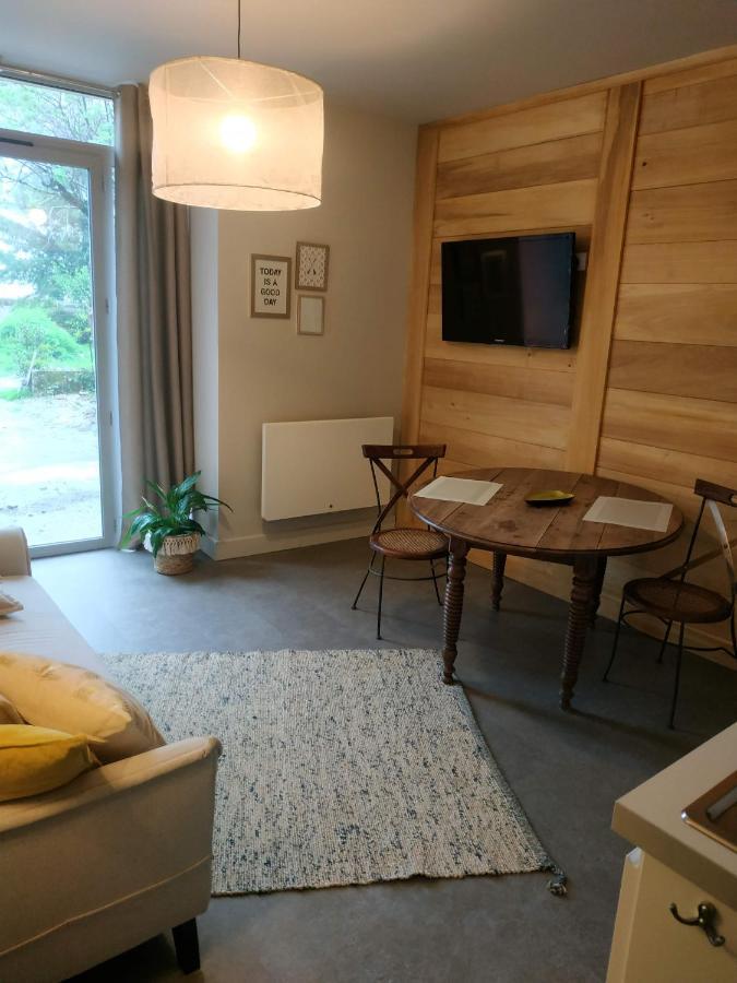 Oxalis Apartment Bagneres-de-Bigorre Bagian luar foto